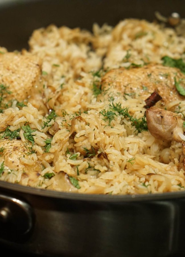 Chicken With Caramelized Onion and Cardamom Rice